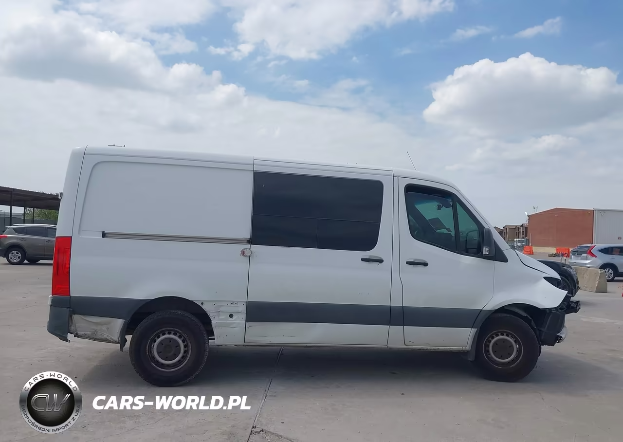 2019 Mercedes-Benz Sprinter 2500 Standard Roof V6 VIN:WD4PF0CD4KP096758 - 13