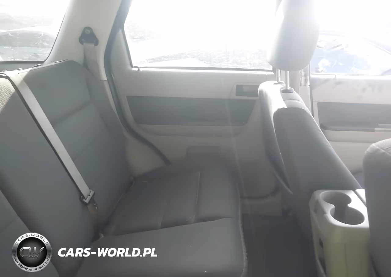 2009 Ford Escape Xlt VIN:1FMCU03739KA21397 - 8