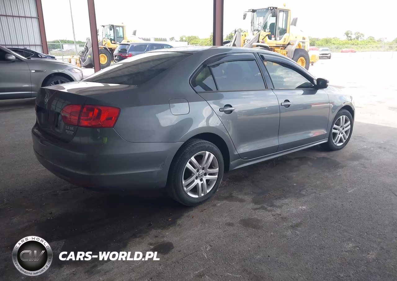 2012 Volkswagen Jetta 2.5L Se VIN:3VWDX7AJ5CM341213 - 4