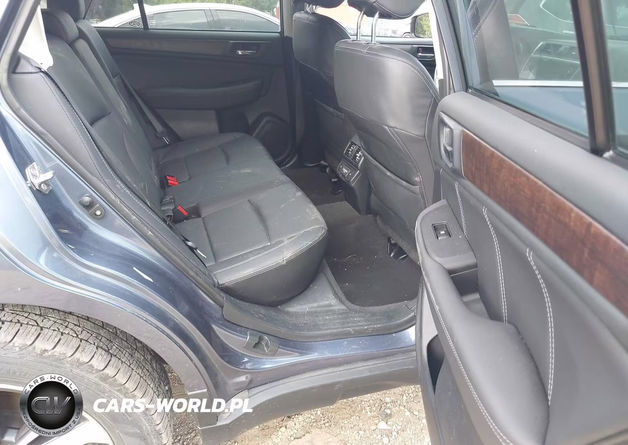 2018 Subaru Outback 2.5I Limited VIN:4S4BSANC8J3372936 - 8