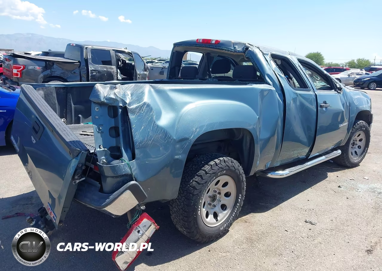 2007 GMC Sierra 1500 Work Truck VIN:1GTEC19C37Z576073 - 4