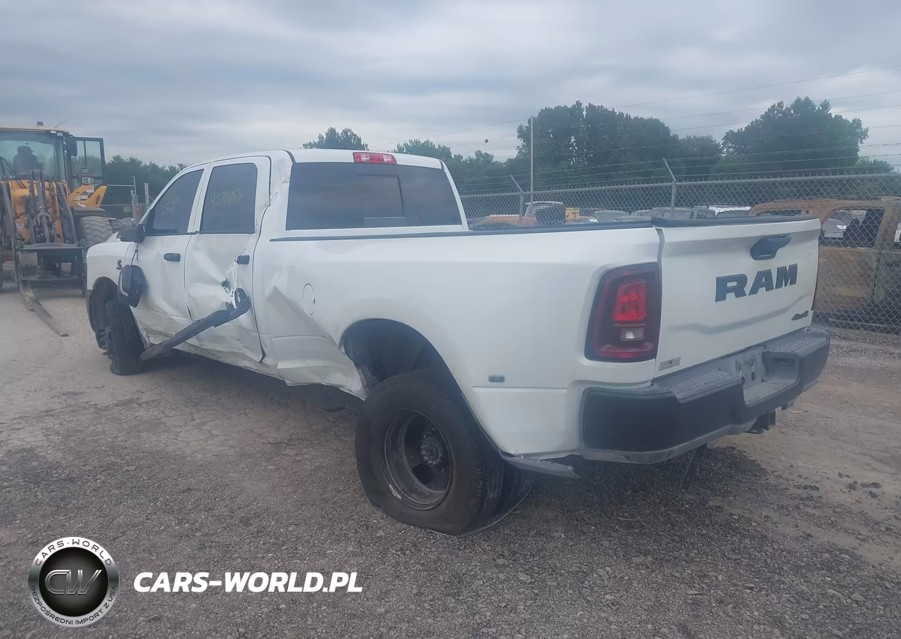2026 Ram 3500 Tradesman 4X4 8' Box VIN:3C63RRGL0TG162810 - 3