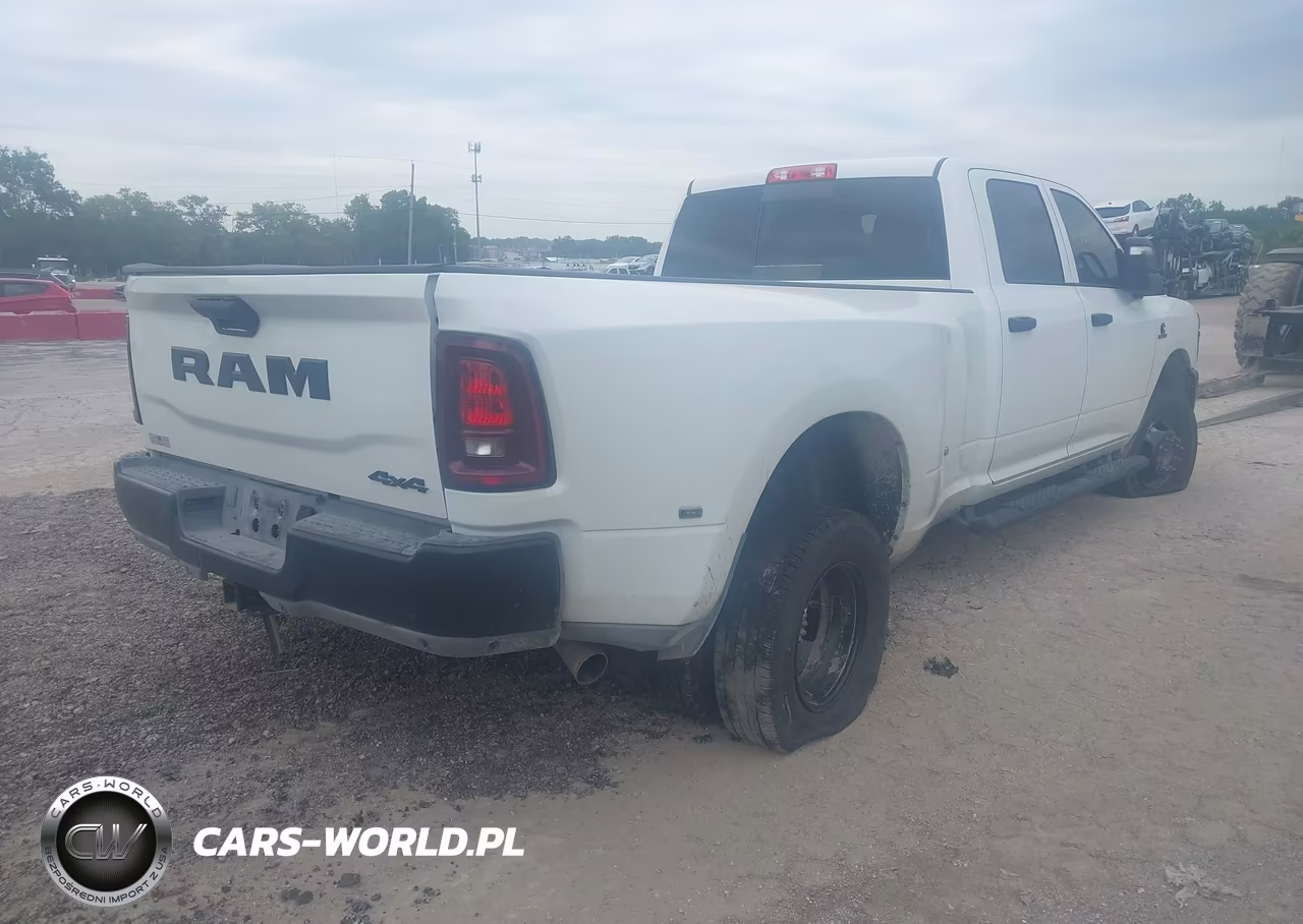 2026 Ram 3500 Tradesman 4X4 8' Box VIN:3C63RRGL0TG162810 - 4