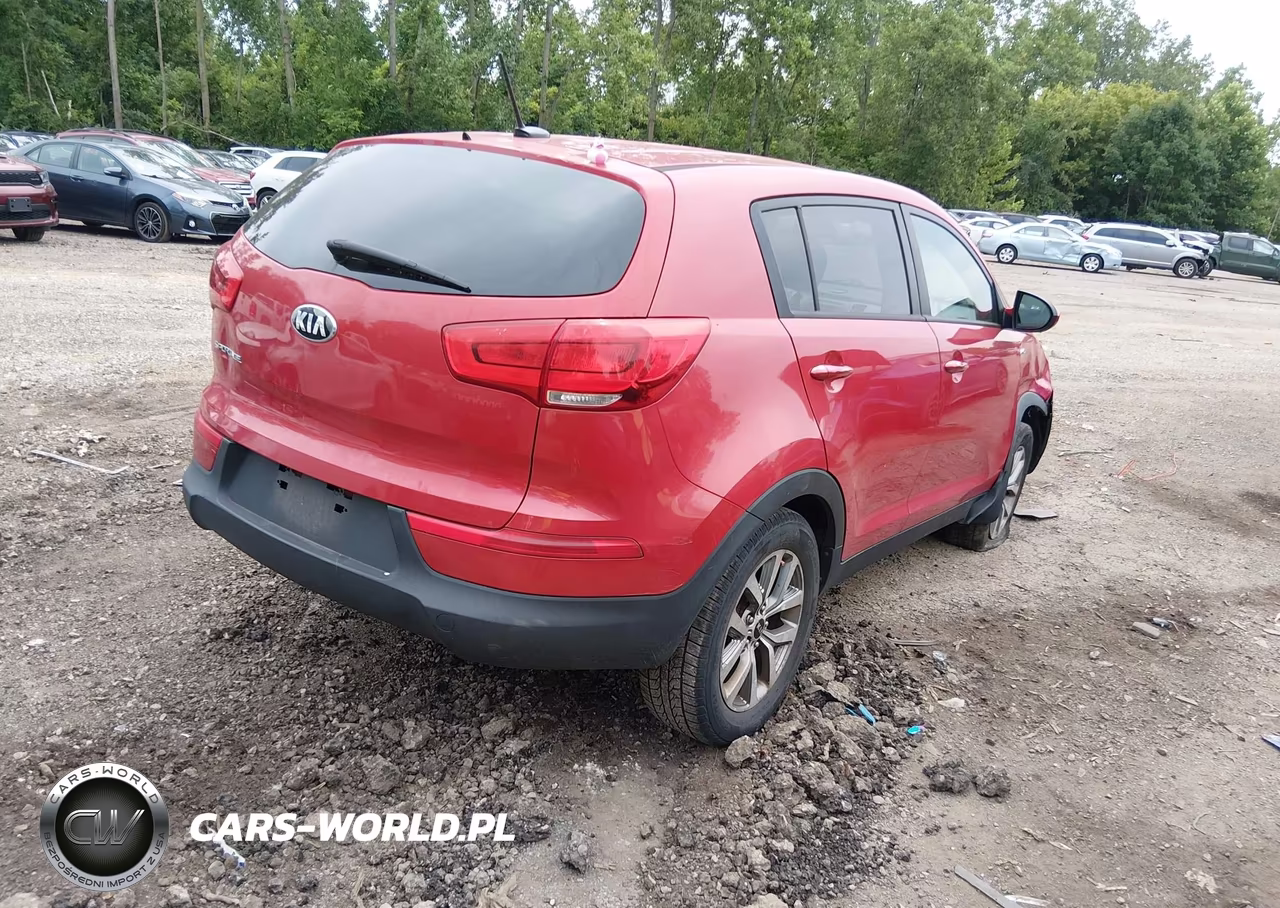 2015 Kia Sportage Lx VIN:KNDPBCAC8F7710363 - 4