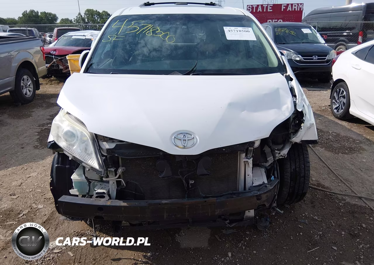 2011 Toyota Sienna Limited VIN:5TDDK3DC5BS021444 - 12