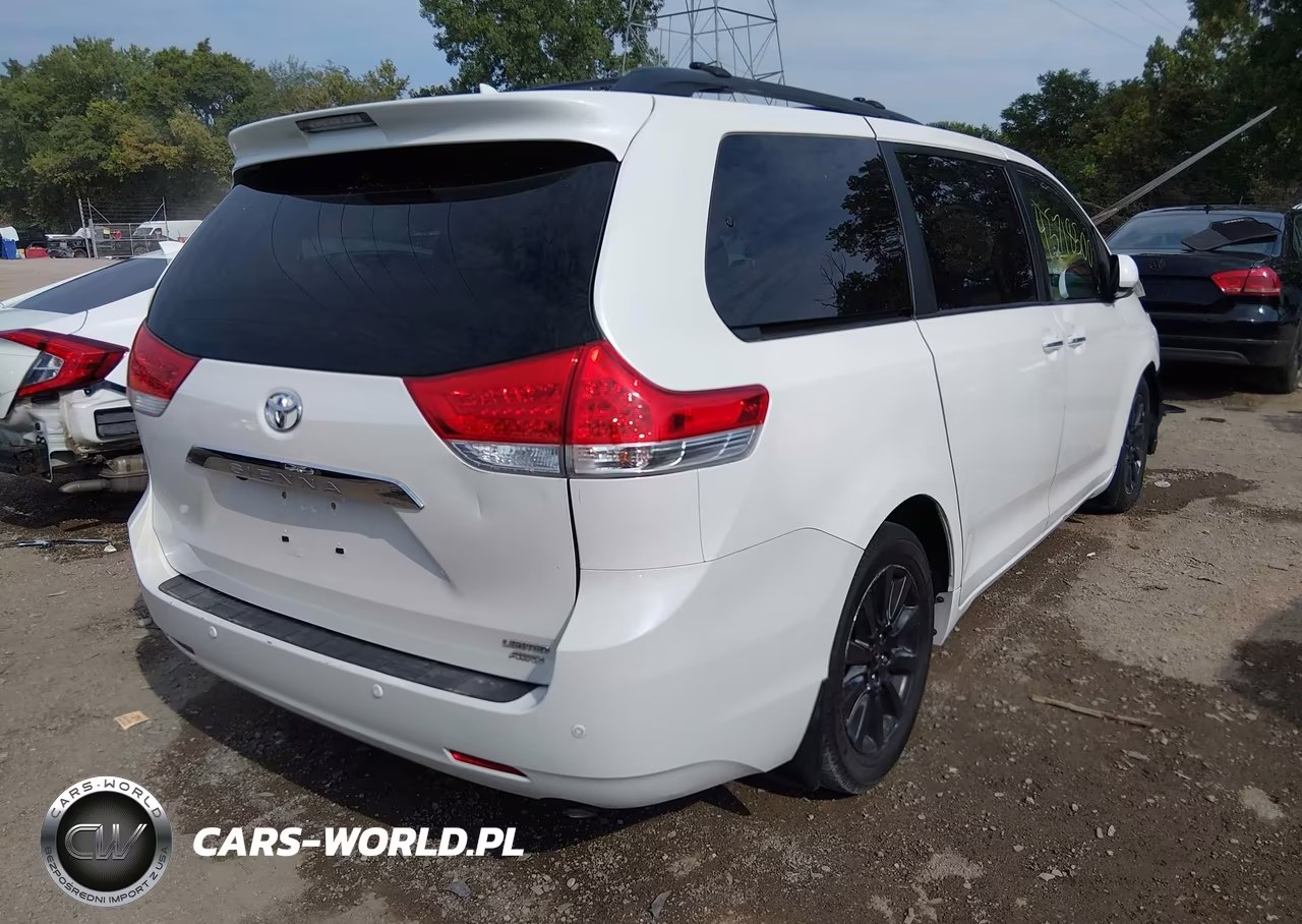 2011 Toyota Sienna Limited VIN:5TDDK3DC5BS021444 - 4