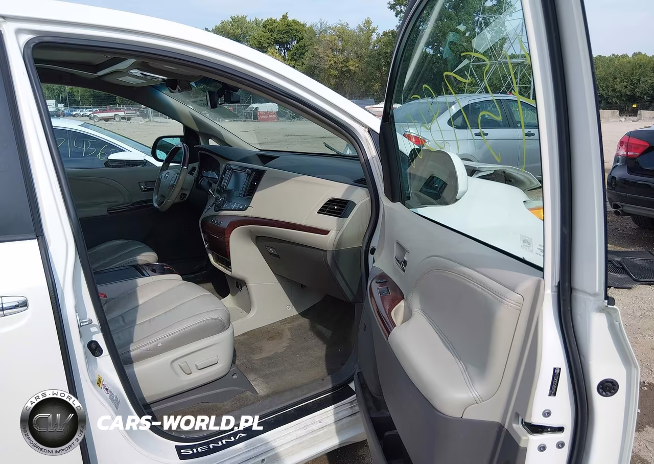 2011 Toyota Sienna Limited VIN:5TDDK3DC5BS021444 - 5