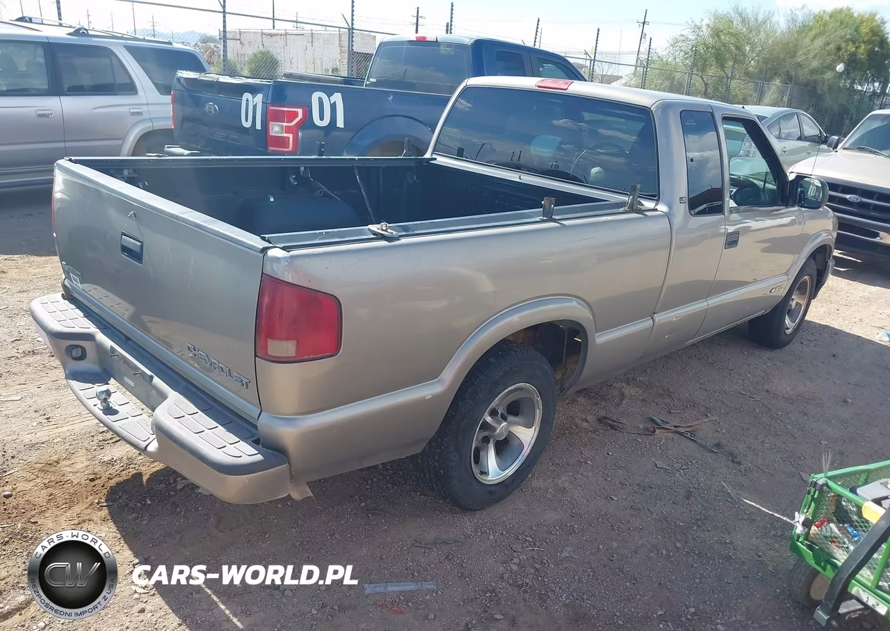 2002 Chevrolet S-10 Ls VIN:1GCCS19W328206728 - 4