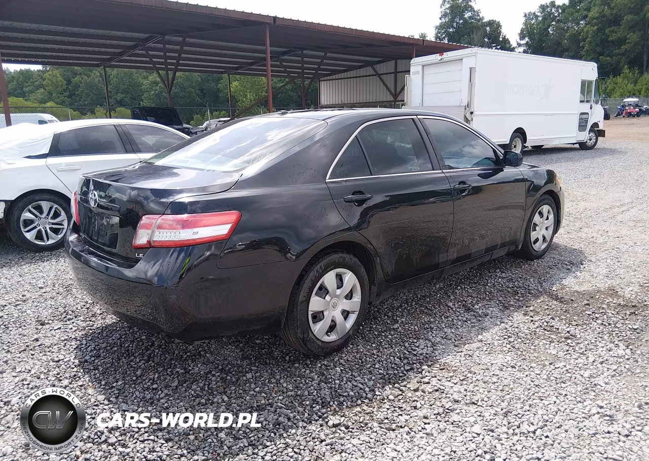 2010 Toyota Camry Le VIN:4T4BF3EKXAR042030 - 4