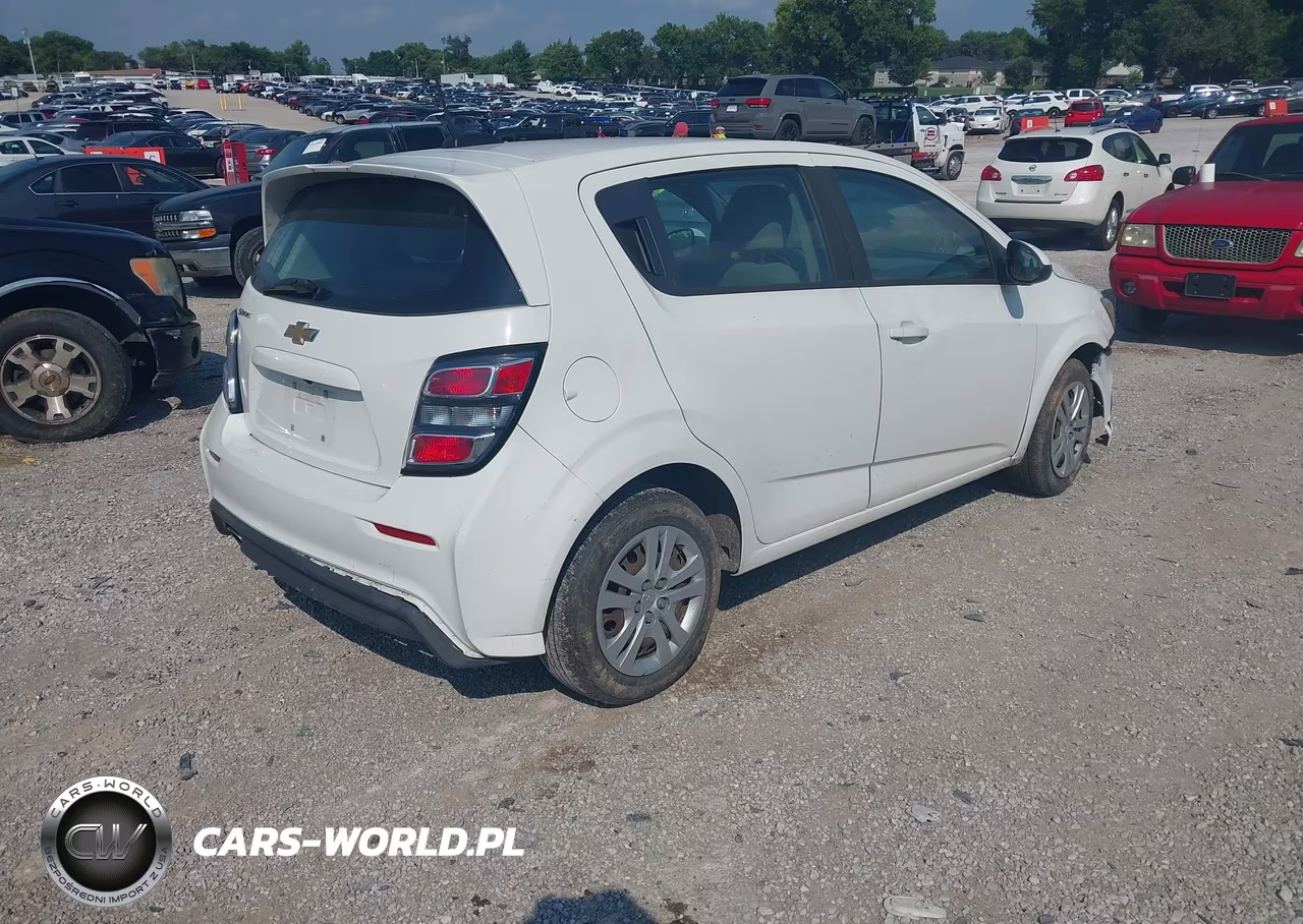 2017 Chevrolet Sonic Lt Auto VIN:1G1JG6SH5H4148521 - 4