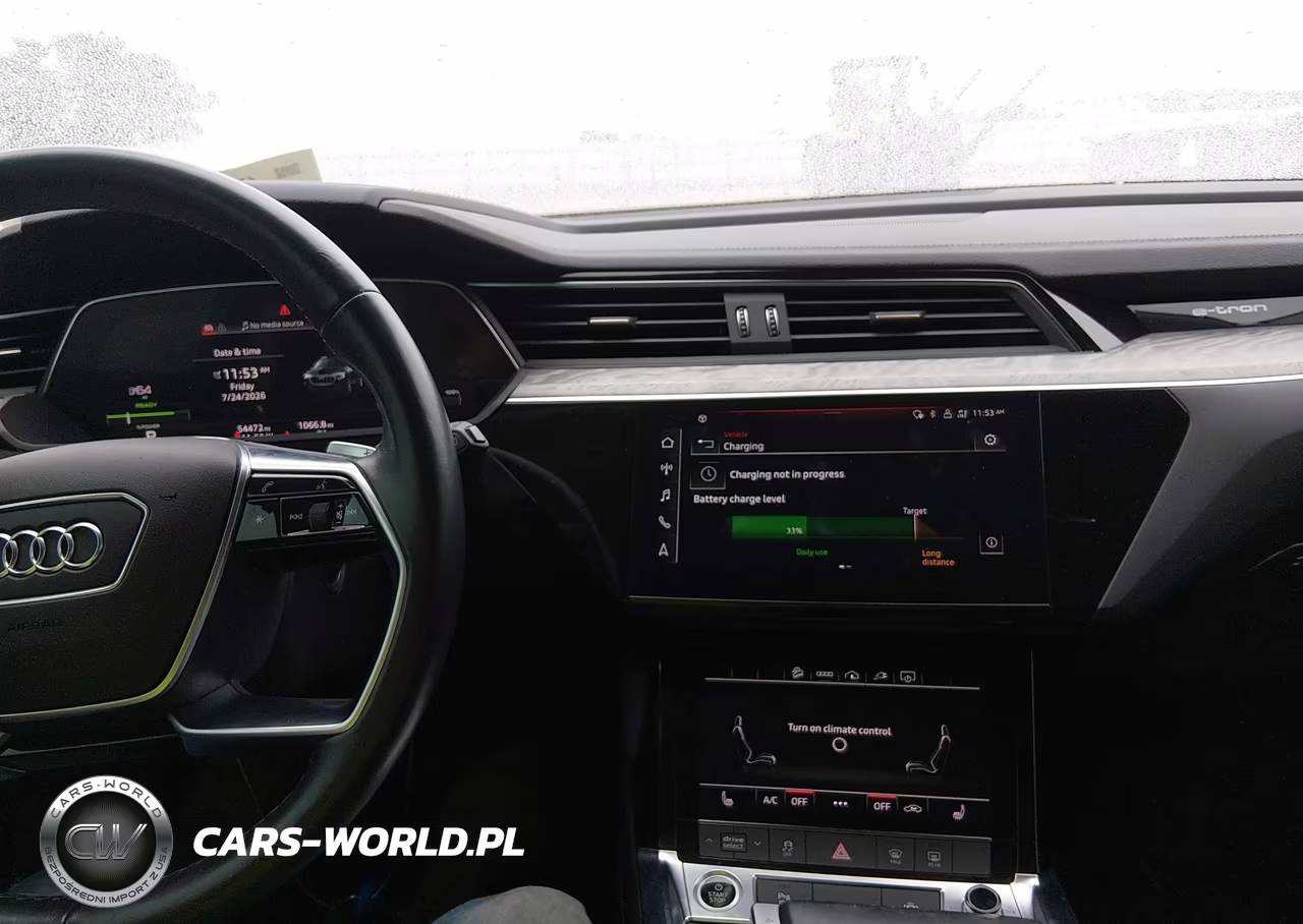 2021 Audi E-Tron Premium Quattro VIN:WA1AAAGE5MB020404 - 18