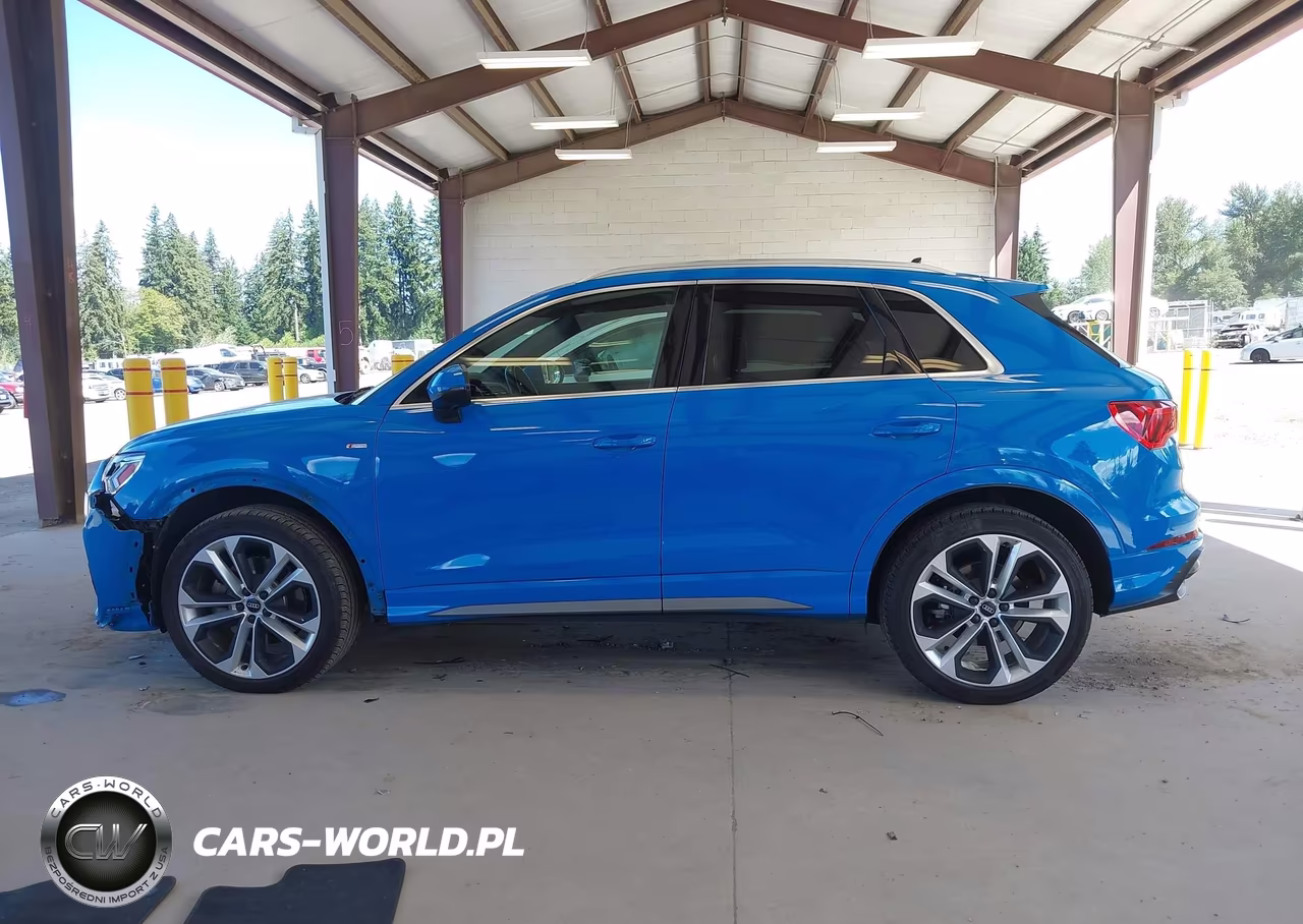 2019 Audi Q3 2.0T S Line Premium VIN:WA1EECF3XK1074642 - 15