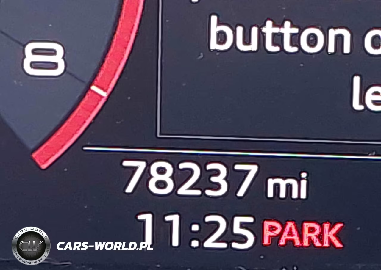 2019 Audi Q3 2.0T S Line Premium VIN:WA1EECF3XK1074642 - 16