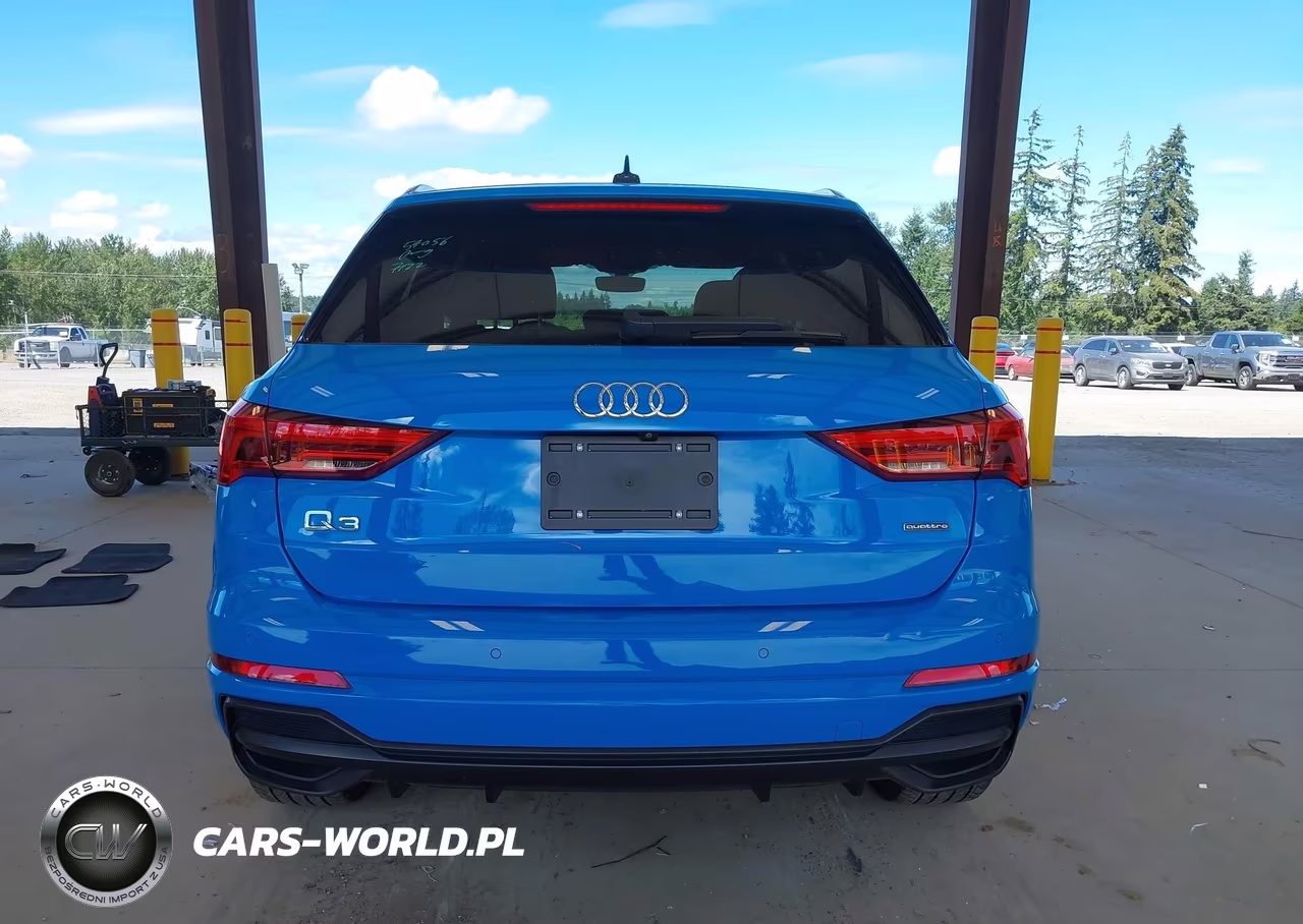 2019 Audi Q3 2.0T S Line Premium VIN:WA1EECF3XK1074642 - 17