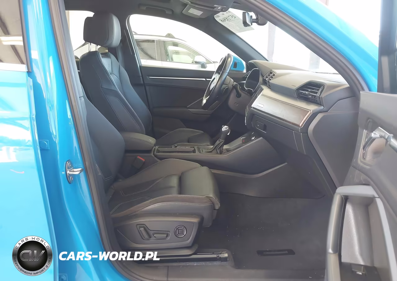 2019 Audi Q3 2.0T S Line Premium VIN:WA1EECF3XK1074642 - 5