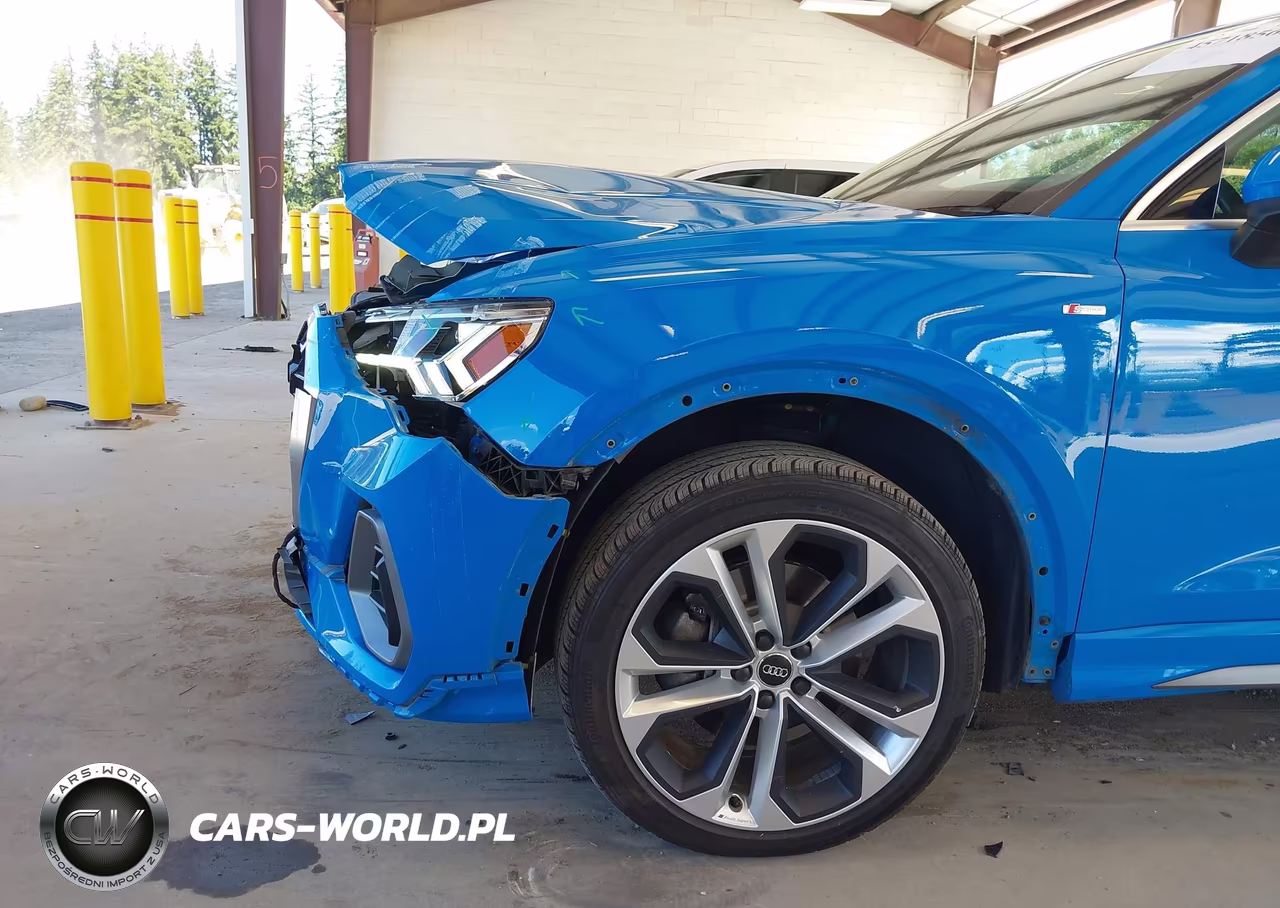 2019 Audi Q3 2.0T S Line Premium VIN:WA1EECF3XK1074642 - 6
