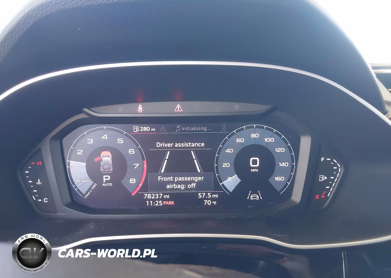 2019 Audi Q3 2.0T S Line Premium VIN:WA1EECF3XK1074642 - 7