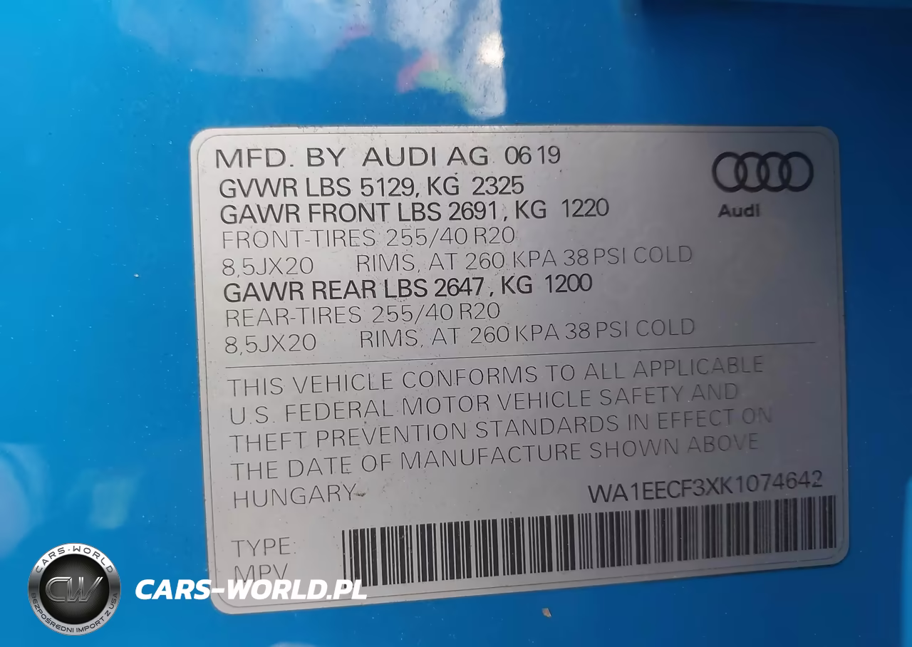 2019 Audi Q3 2.0T S Line Premium VIN:WA1EECF3XK1074642 - 9