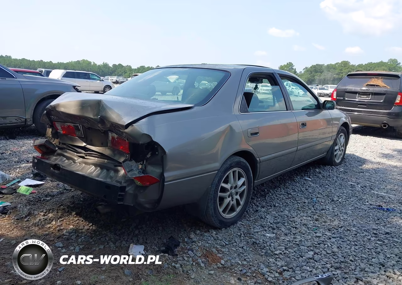 2001 Toyota Camry Xle V6 VIN:4T1BF28K11U130951 - 4
