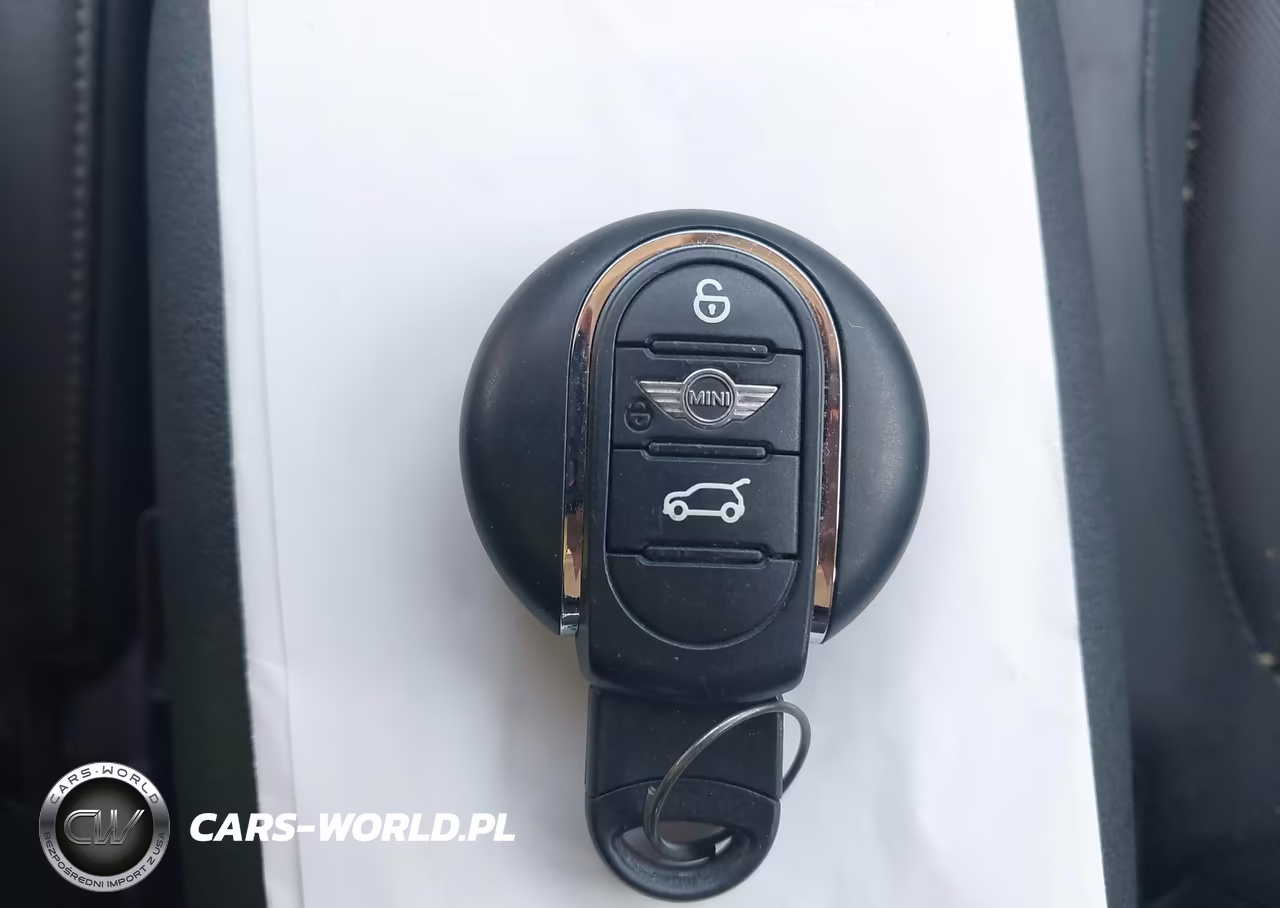 2017 Mini Clubman Cooper VIN:WMWLN5C54H2E32979 - 11