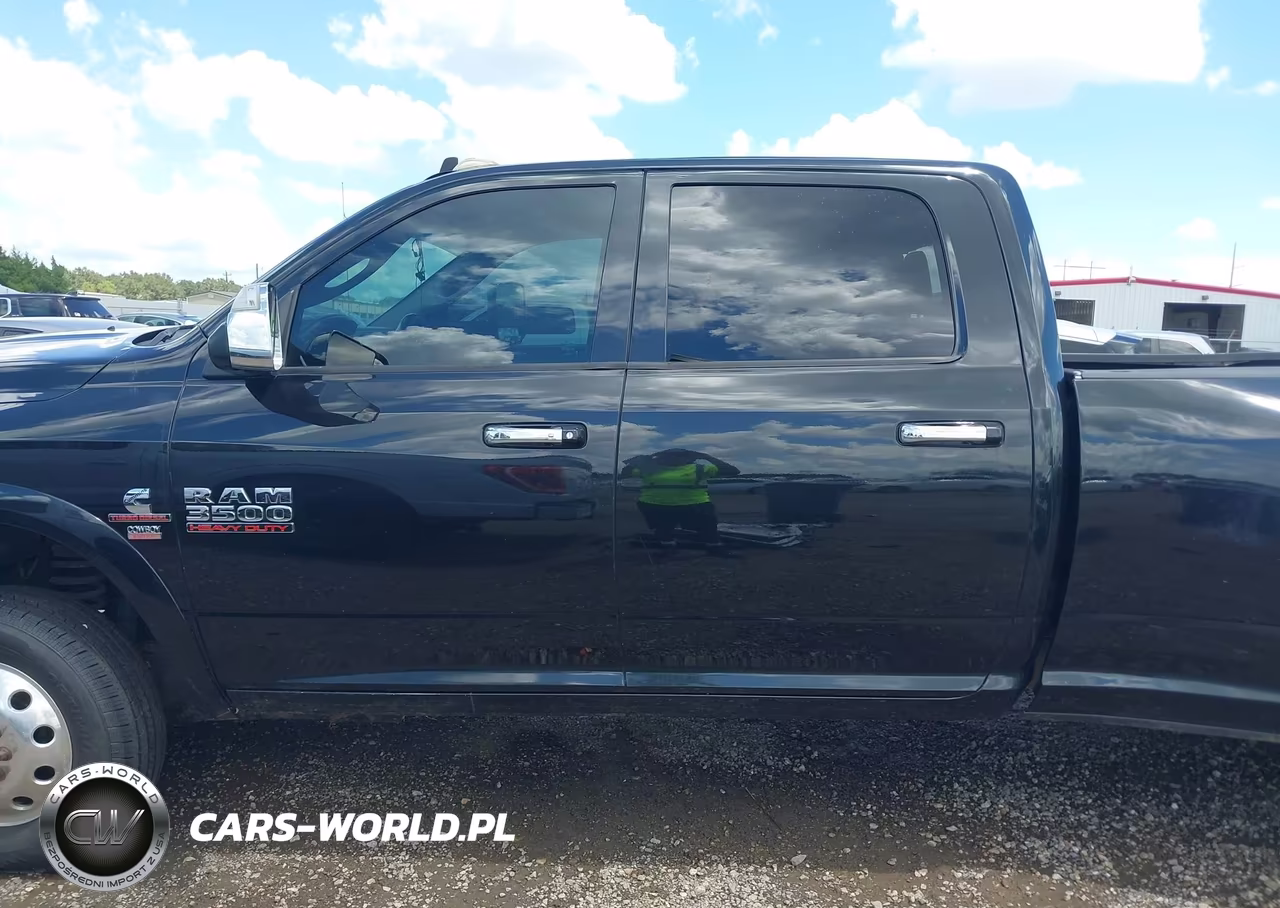 2016 Ram 3500 Laramie VIN:3C63RRJL4GG277117 - 15