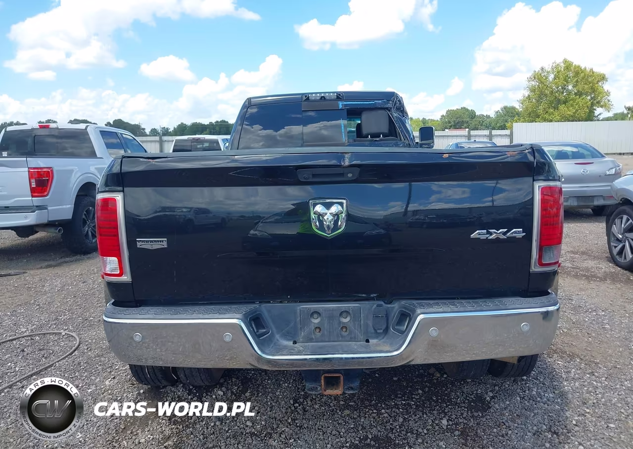 2016 Ram 3500 Laramie VIN:3C63RRJL4GG277117 - 16