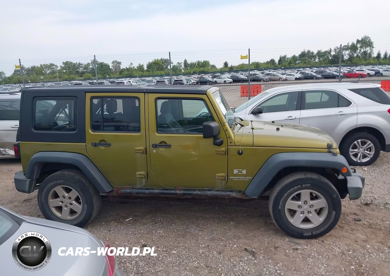 2008 Jeep Wrangler Unlimited X VIN:1J4GA39178L541706 - 13
