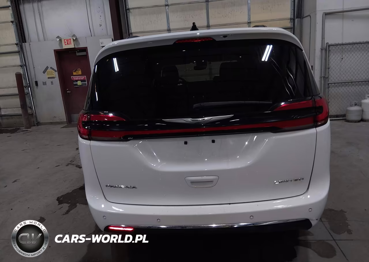 2023 Chrysler Pacifica Limited VIN:2C4RC1GGXPR515806 - 16