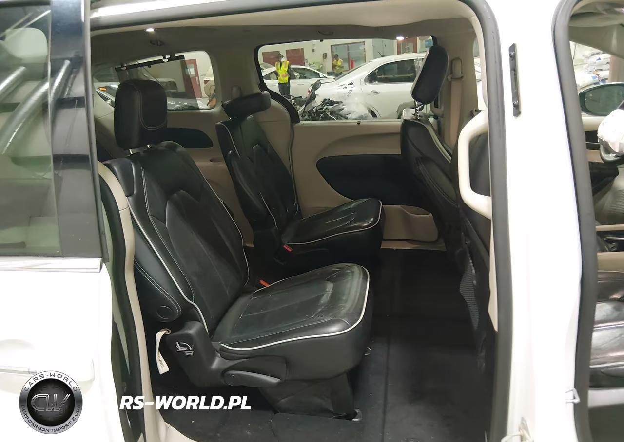 2023 Chrysler Pacifica Limited VIN:2C4RC1GGXPR515806 - 8