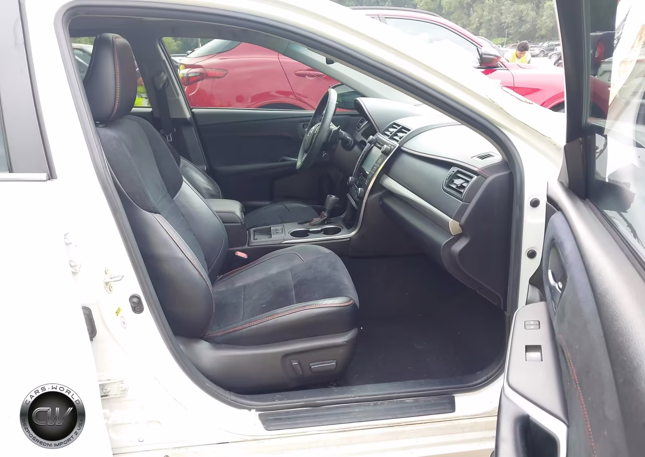 2017 Toyota Camry Xse VIN:4T1BF1FK9HU732410 - 5
