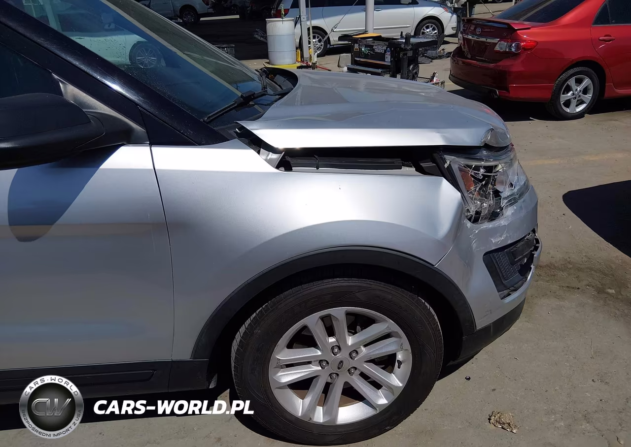 2017 Ford Explorer VIN:1FM5K7B87HGE29324 - 12