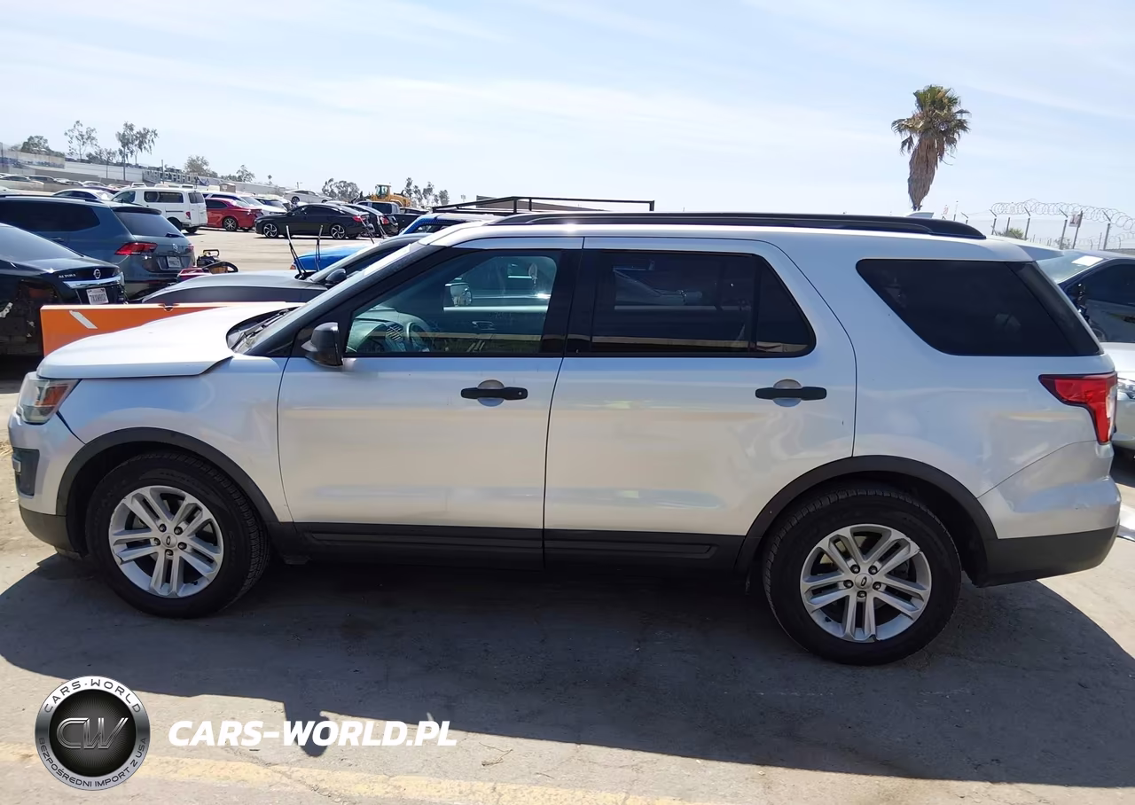 2017 Ford Explorer VIN:1FM5K7B87HGE29324 - 16