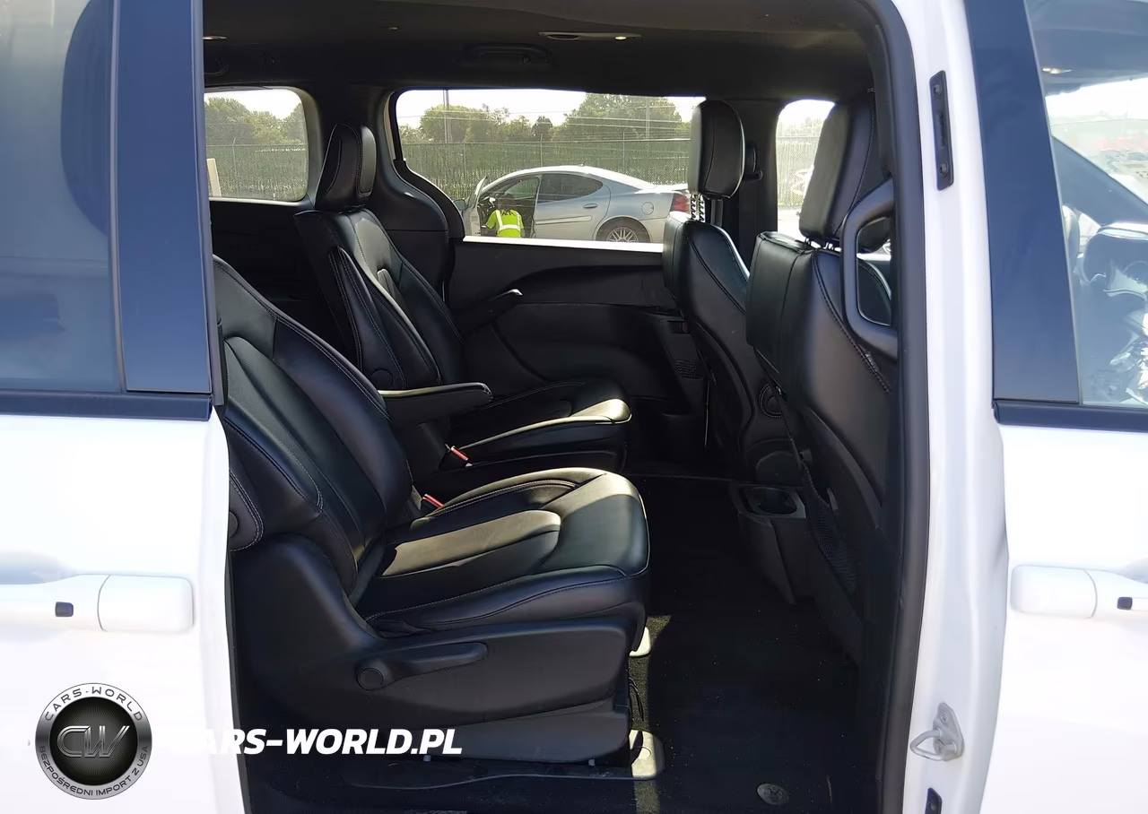 2024 Chrysler Pacifica Hybrid S Appearance Pkg VIN:2C4RC1S73RR115211 - 8