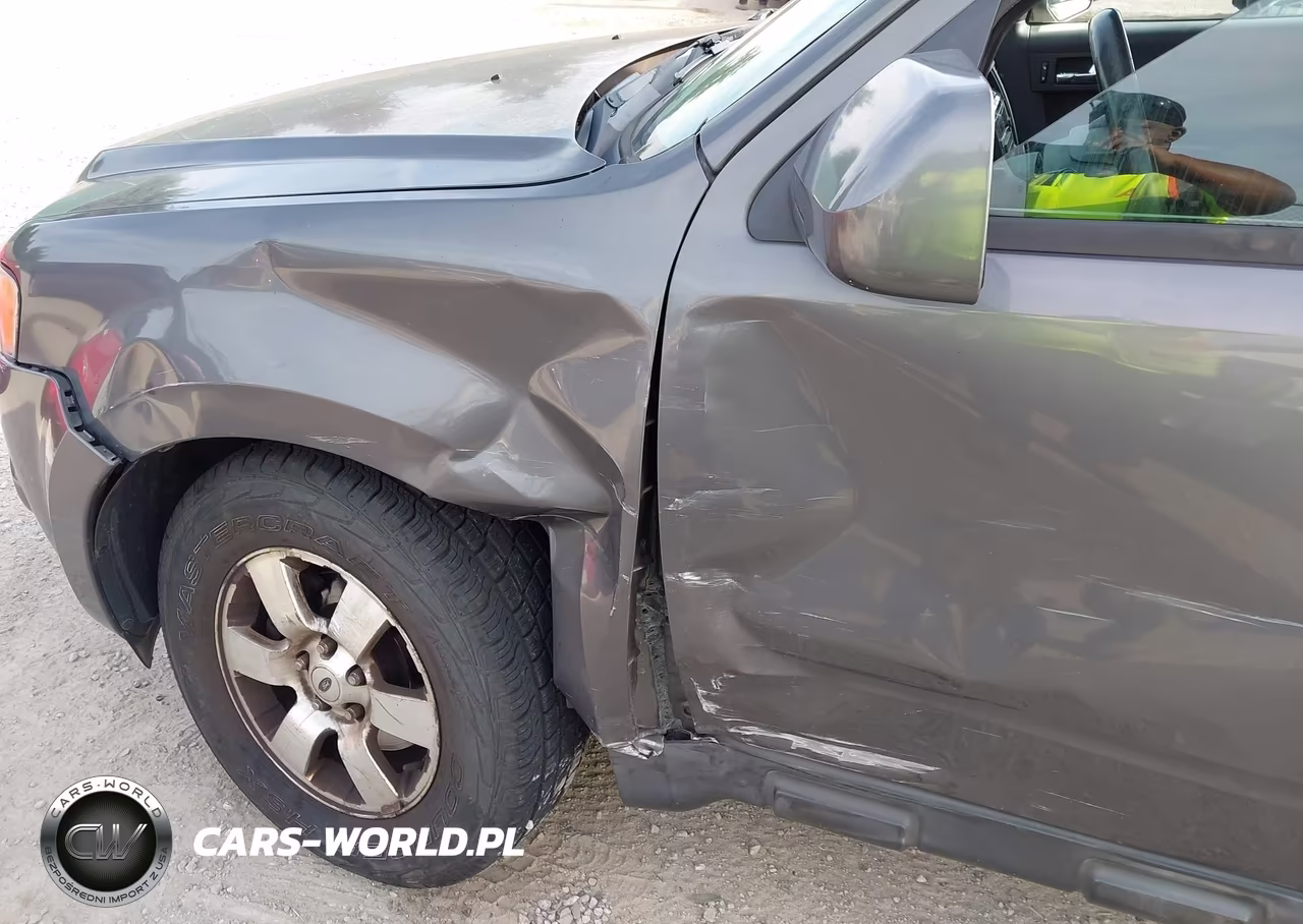 2011 Ford Escape Limited VIN:1FMCU0E75BKC65507 - 12