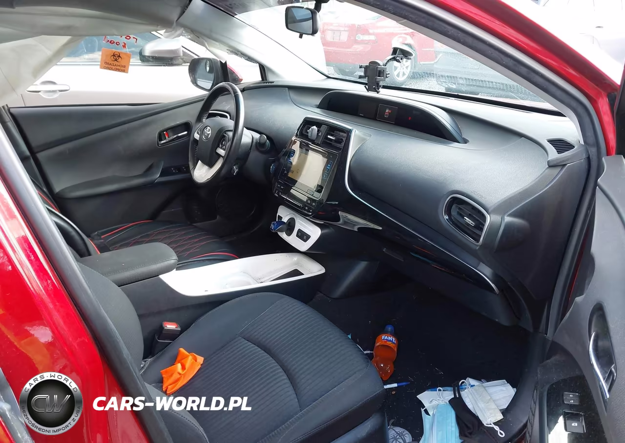 2016 Toyota Prius Three VIN:JTDKARFU8G3516300 - 5