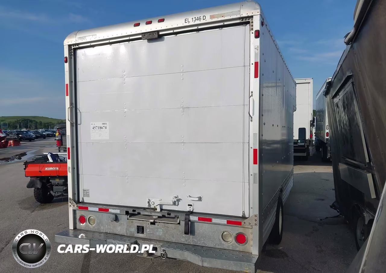 2010 Ford E-450 Cutaway VIN:1FDXE4FS3ADA14397 - 4