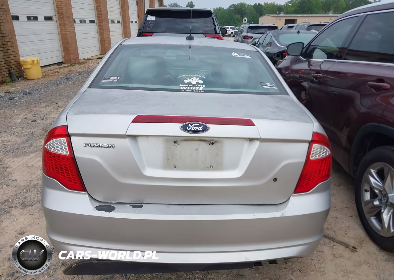 2012 Ford Fusion S VIN:3FAHP0GA1CR219153 - 16