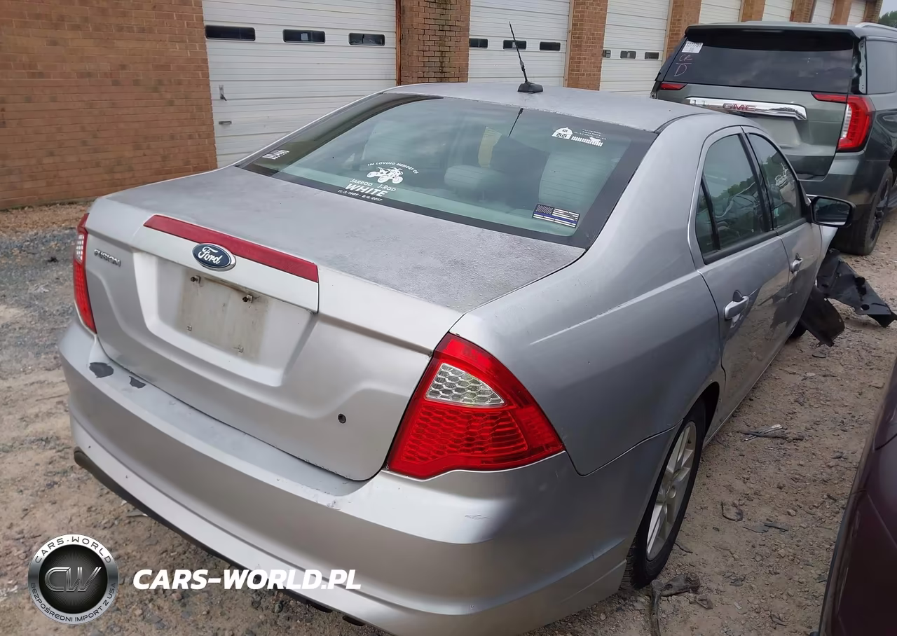 2012 Ford Fusion S VIN:3FAHP0GA1CR219153 - 4