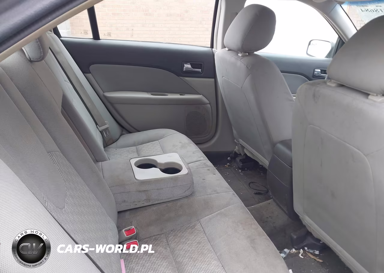 2012 Ford Fusion S VIN:3FAHP0GA1CR219153 - 8
