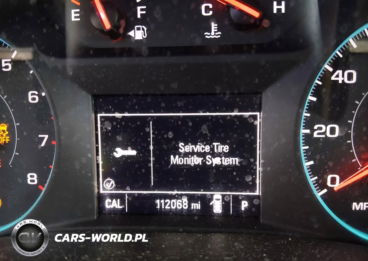 2019 Chevrolet Traverse Ls VIN:1GNERFKW2KJ159817 - 16
