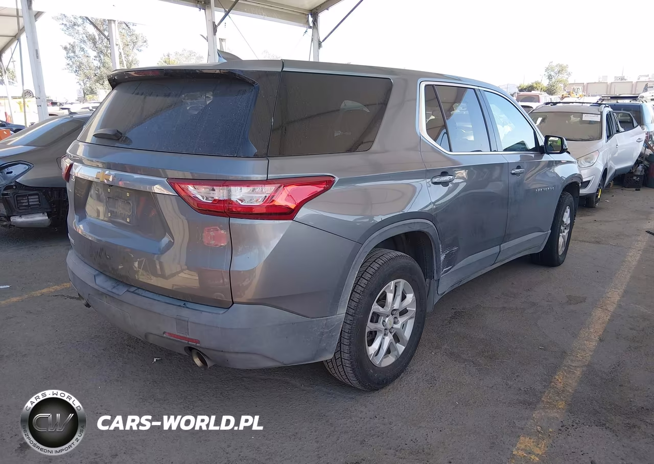 2019 Chevrolet Traverse Ls VIN:1GNERFKW2KJ159817 - 4