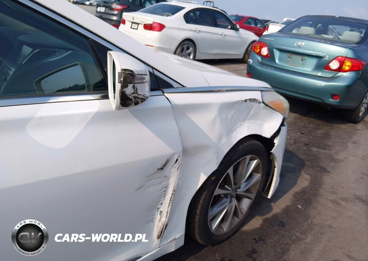 2015 Hyundai Azera VIN:KMHFG4JG3FA477786 - 13