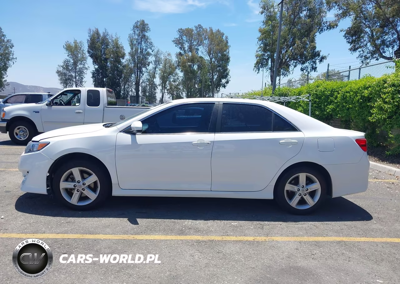 2014 Toyota Camry Se VIN:4T1BF1FK4EU458335 - 14