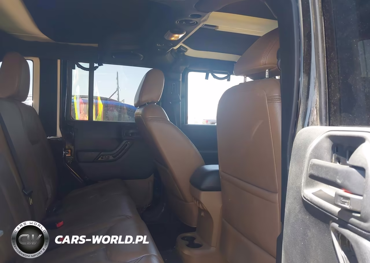 2013 Jeep Wrangler Unlimited Sahara VIN:1C4BJWEG6DL629569 - 8