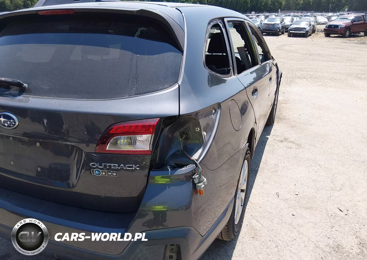 2019 Subaru Outback 2.5I Premium VIN:4S4BSAFC1K3376973 - 18