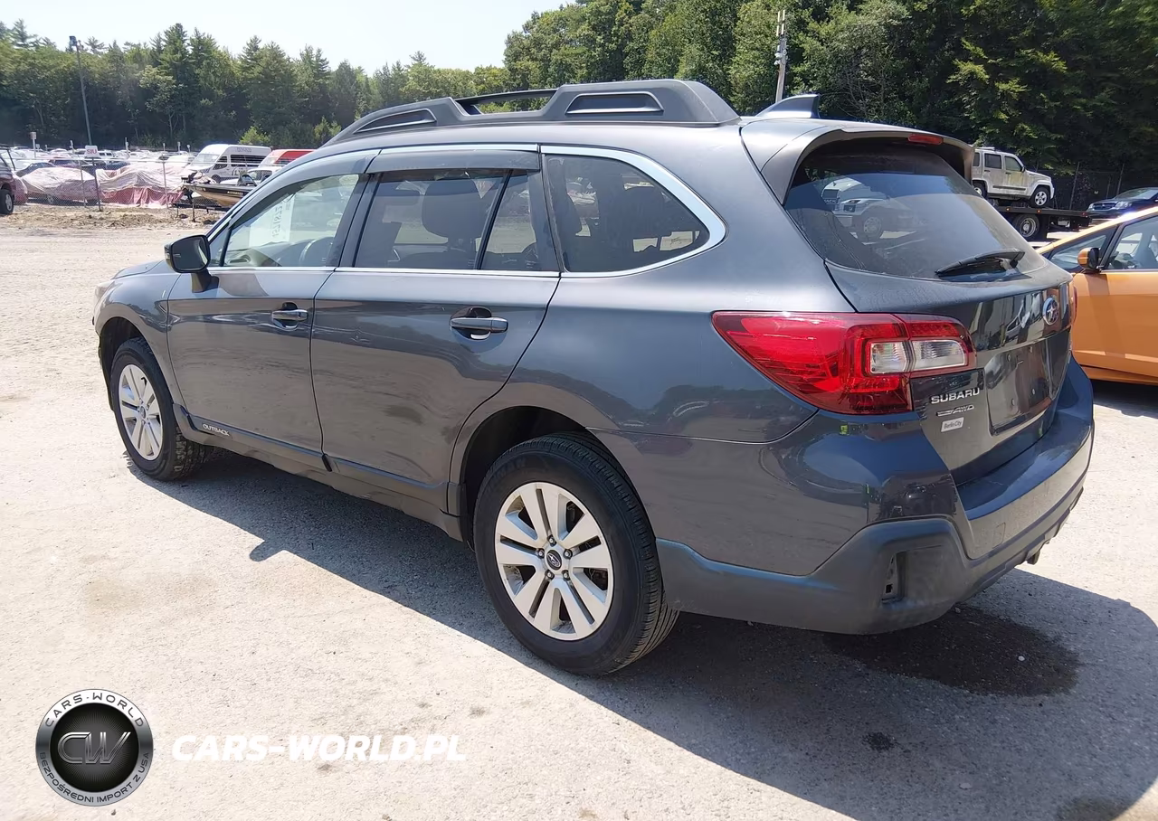2019 Subaru Outback 2.5I Premium VIN:4S4BSAFC1K3376973 - 3