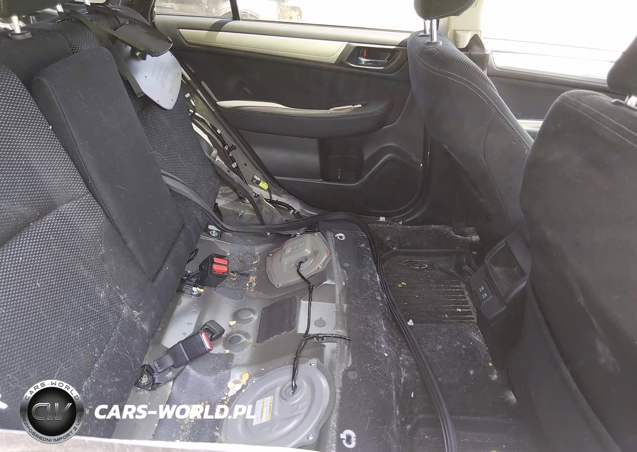 2019 Subaru Outback 2.5I Premium VIN:4S4BSAFC1K3376973 - 8