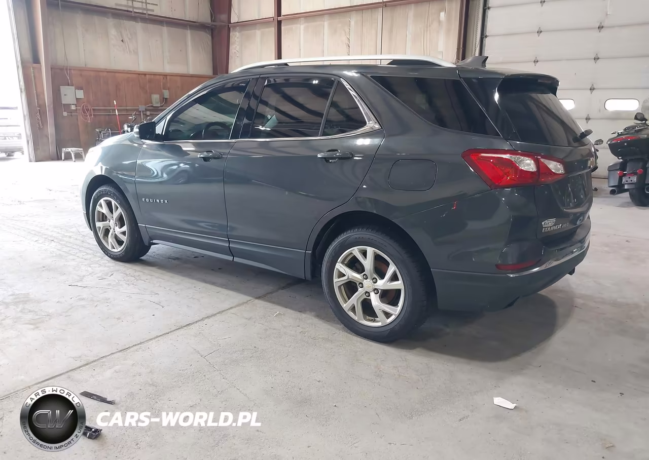 2019 Chevrolet Equinox Lt VIN:2GNAXVEX8K6131083 - 3
