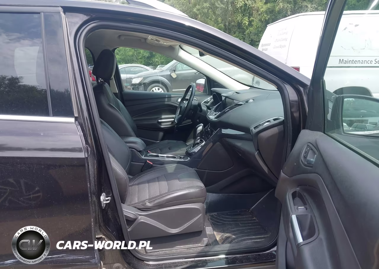 2013 Ford Escape Titanium VIN:1FMCU0J93DUA56667 - 5