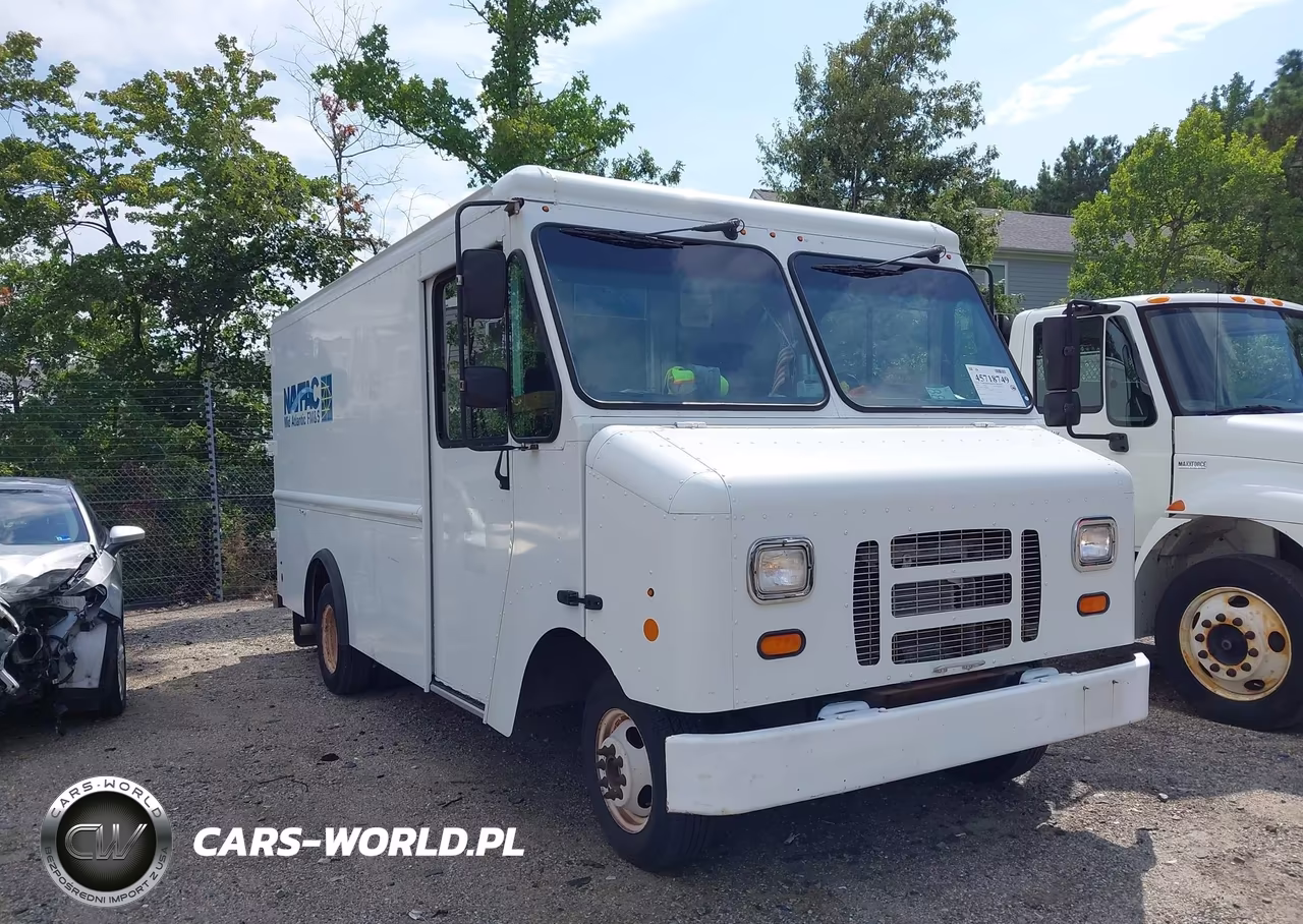 2014 Ford E-350 Stripped